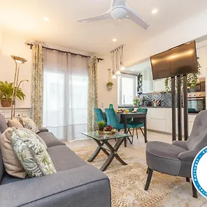 https://b35-andorinha-city-heart-apartment-in-lagos.hotelaalgarve.com